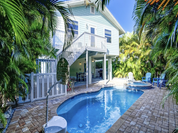 Bradenton Beach Four Bedroom Vacation Home with Pool & Spa